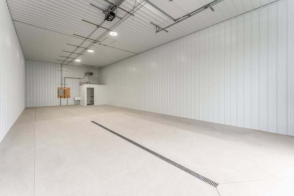 Dickeyville - Multi-tenant Flex Warehouse
